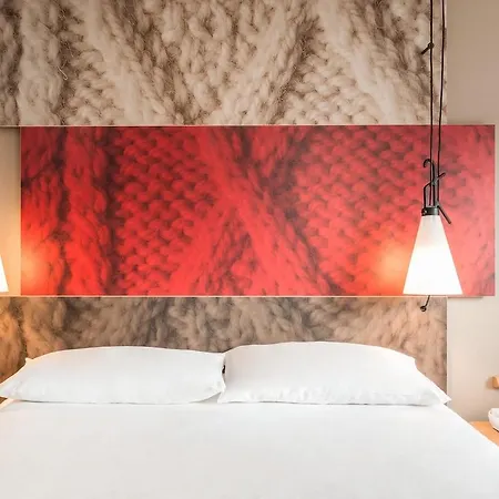 Ibis Hotel