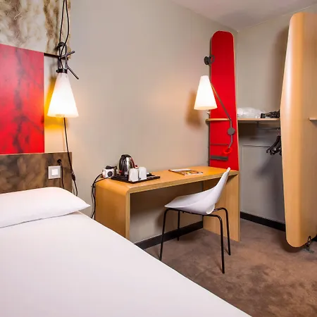 Ibis 3*