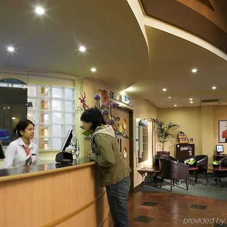 Ibis 3*