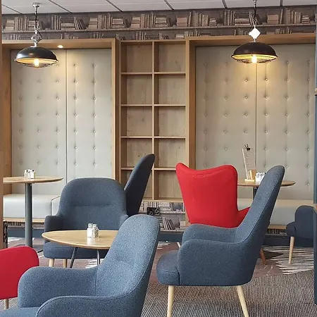 Ibis Hotel 3*