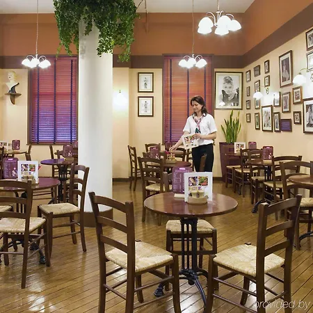 Ibis Готель 3*